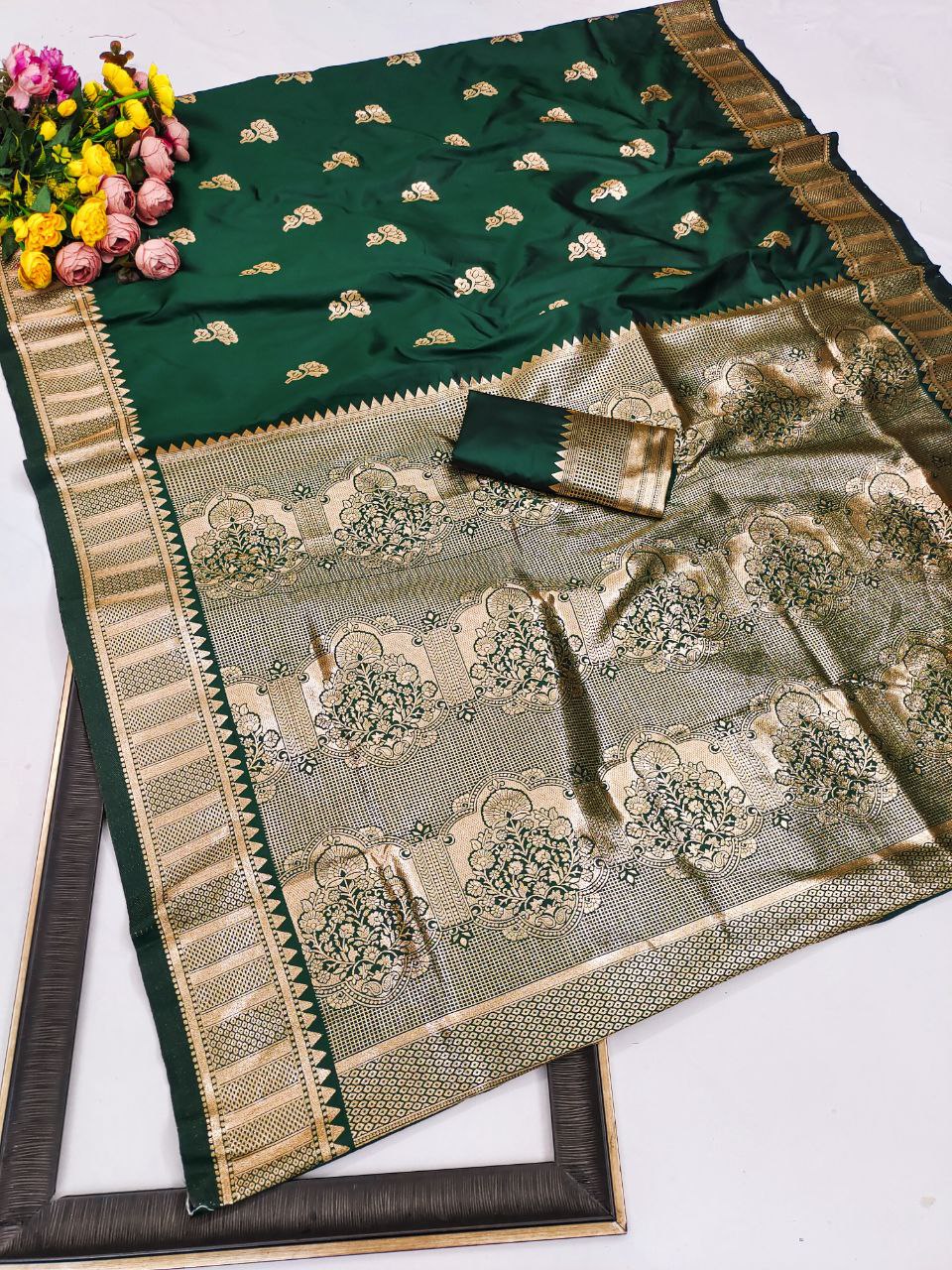 Banarsi Weaving Saree