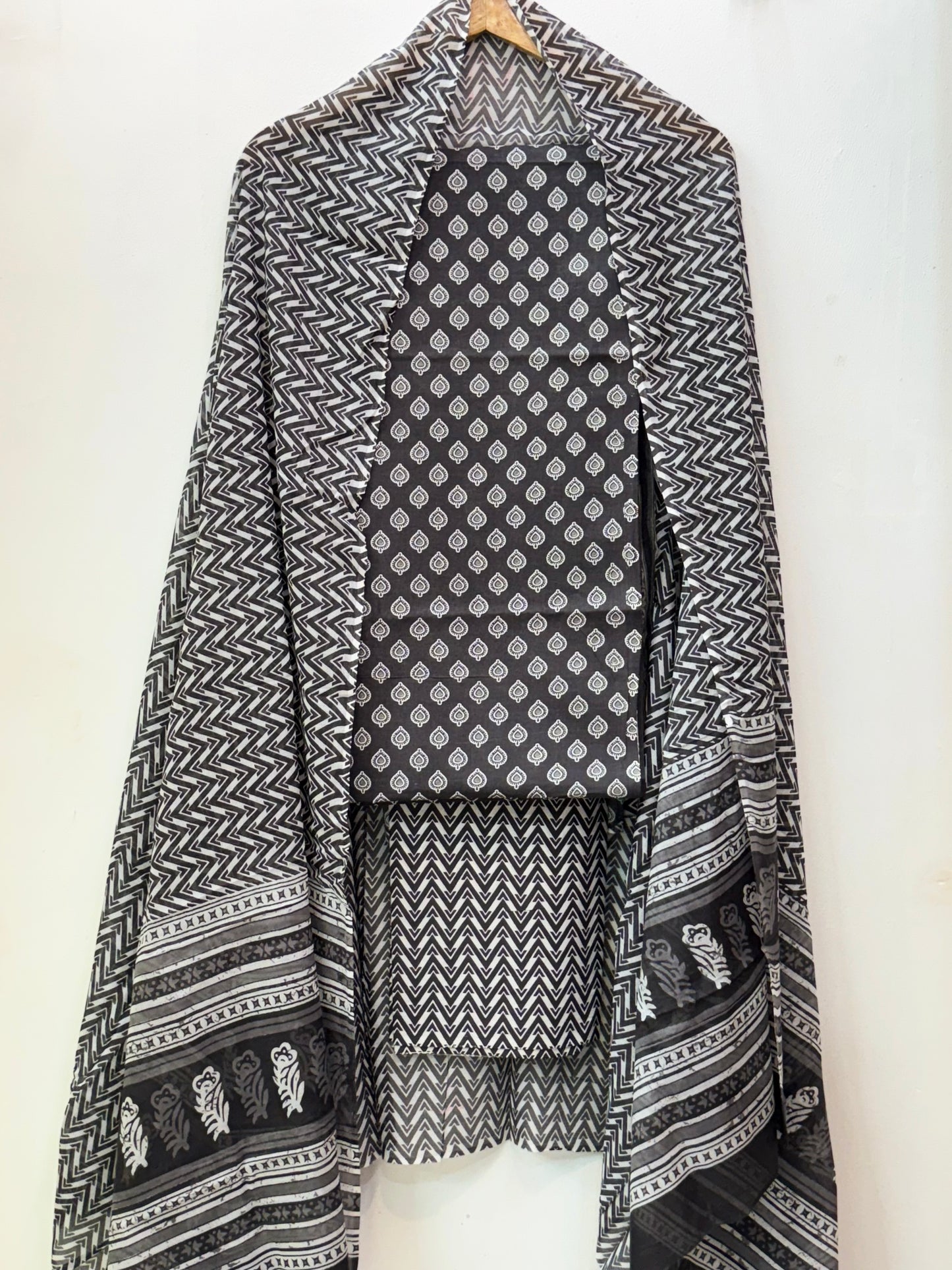 Jaipuri Hand Block Printed Suit with Mulmul Dupatta