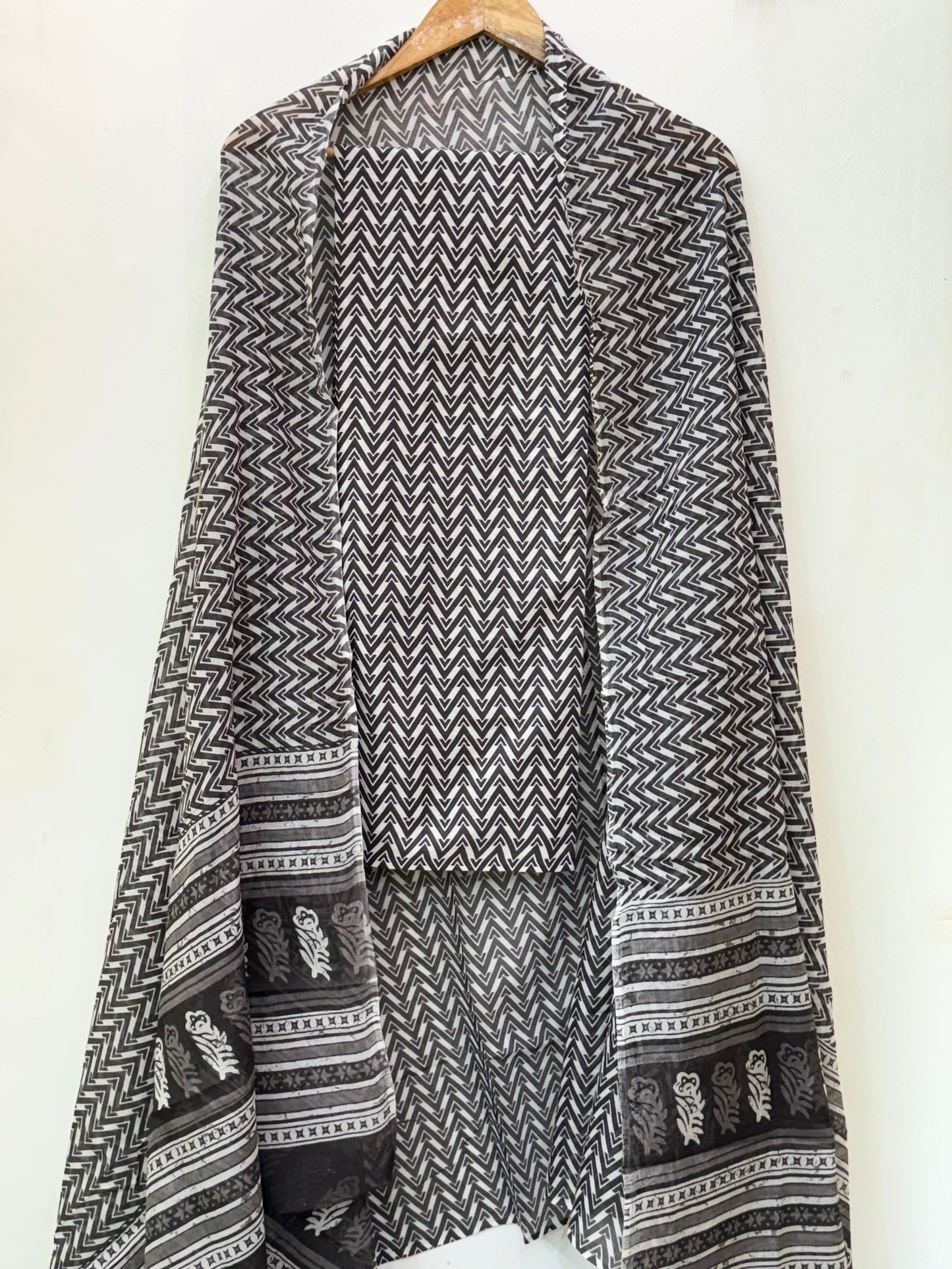 Jaipuri Hand Block Printed Suit with Mulmul Dupatta