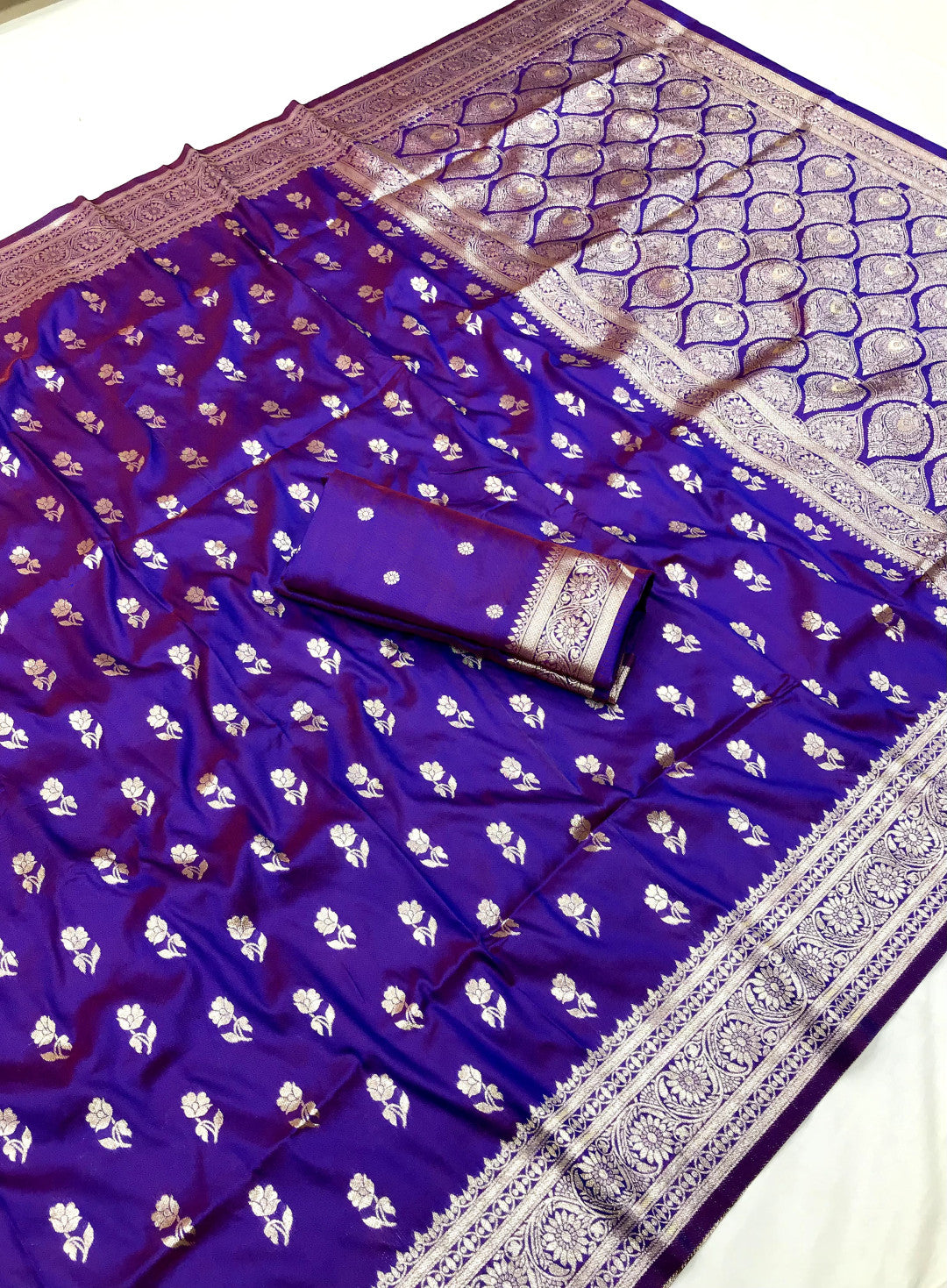 Purple traditional banarasi silk saree with zari woven work