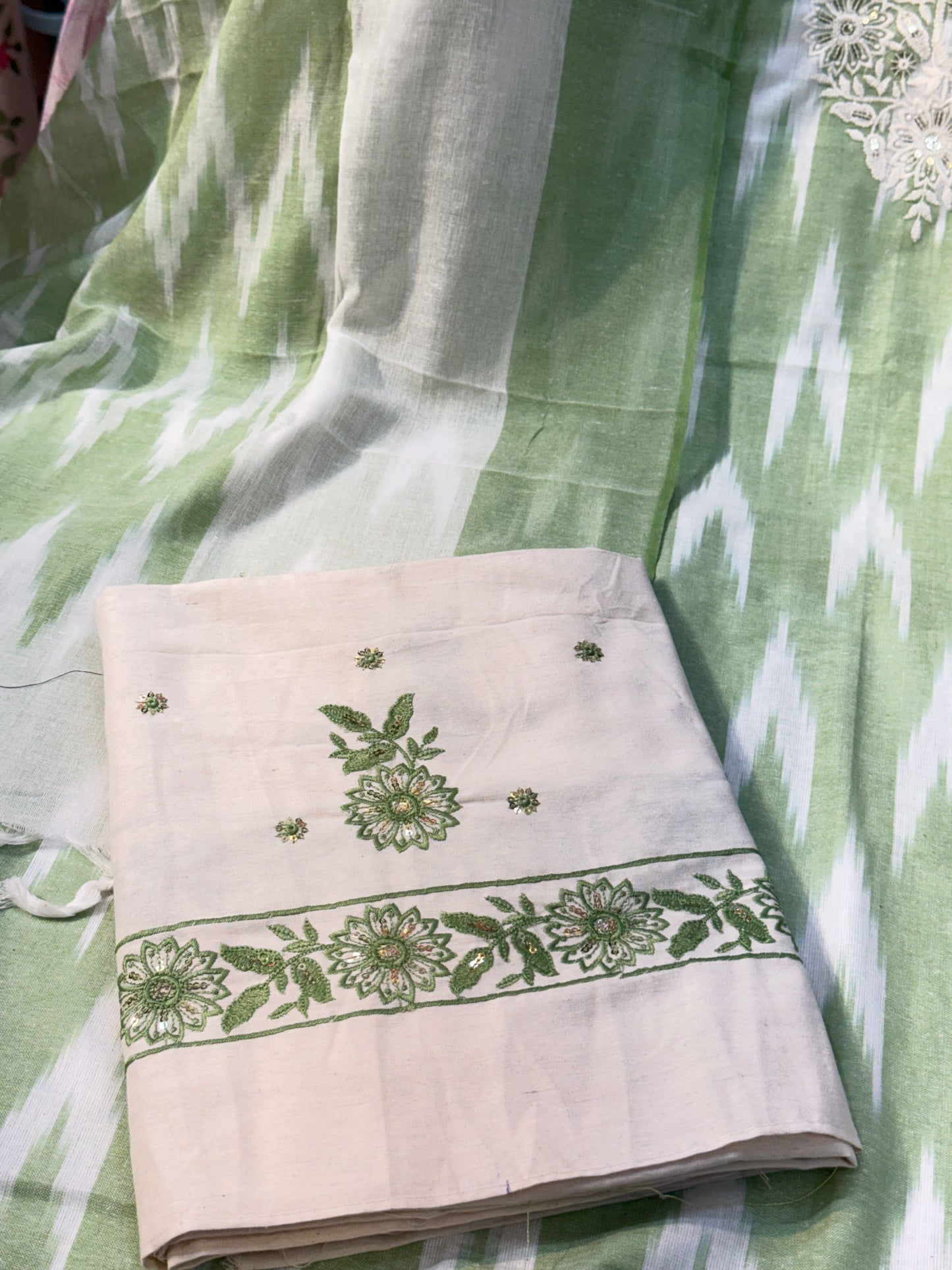 Ikkat printed Cotton suit with embroidery