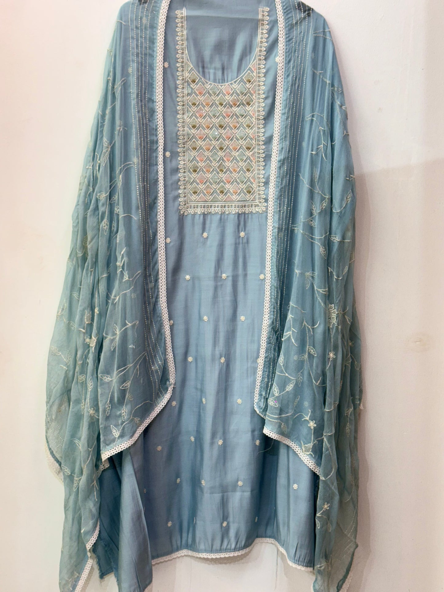 Beautiful thread work muslin suit with heavy Jaal work dupatta
