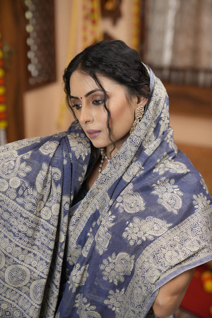 Soft cotton saree with lucknowi work