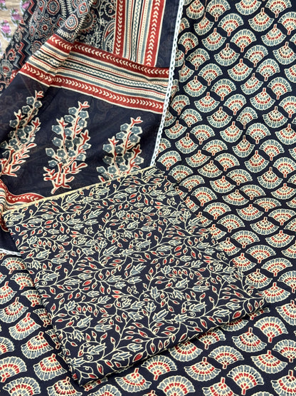 Pure Cotton Suit set with Embroidered Neck