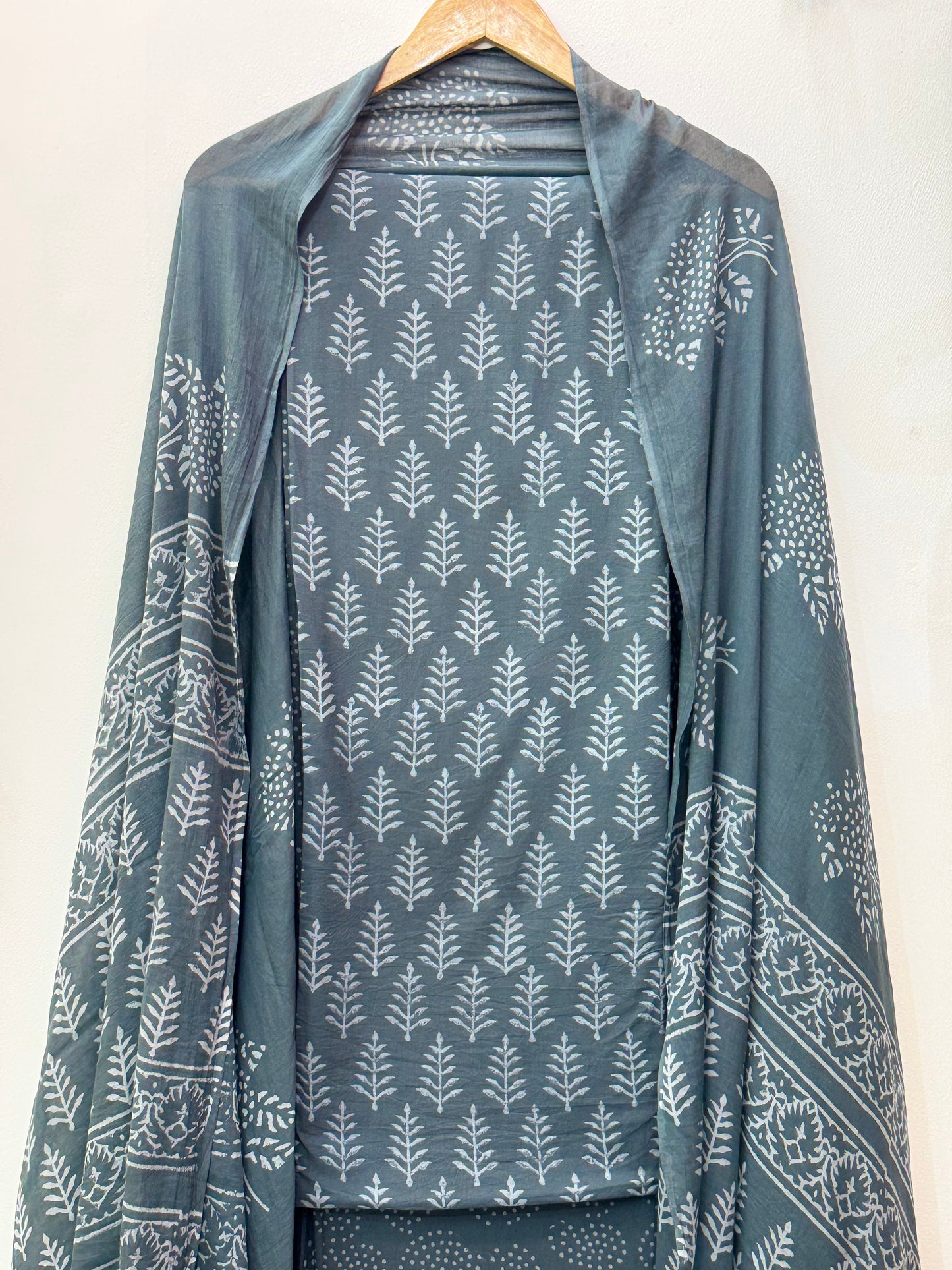 Jaipuri Hand Block Printed Suit with Mulmul Dupatta