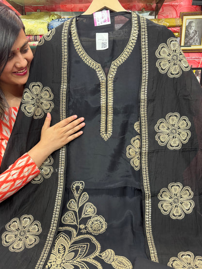 Mulmul Suit with Aari Work for Black Lovers