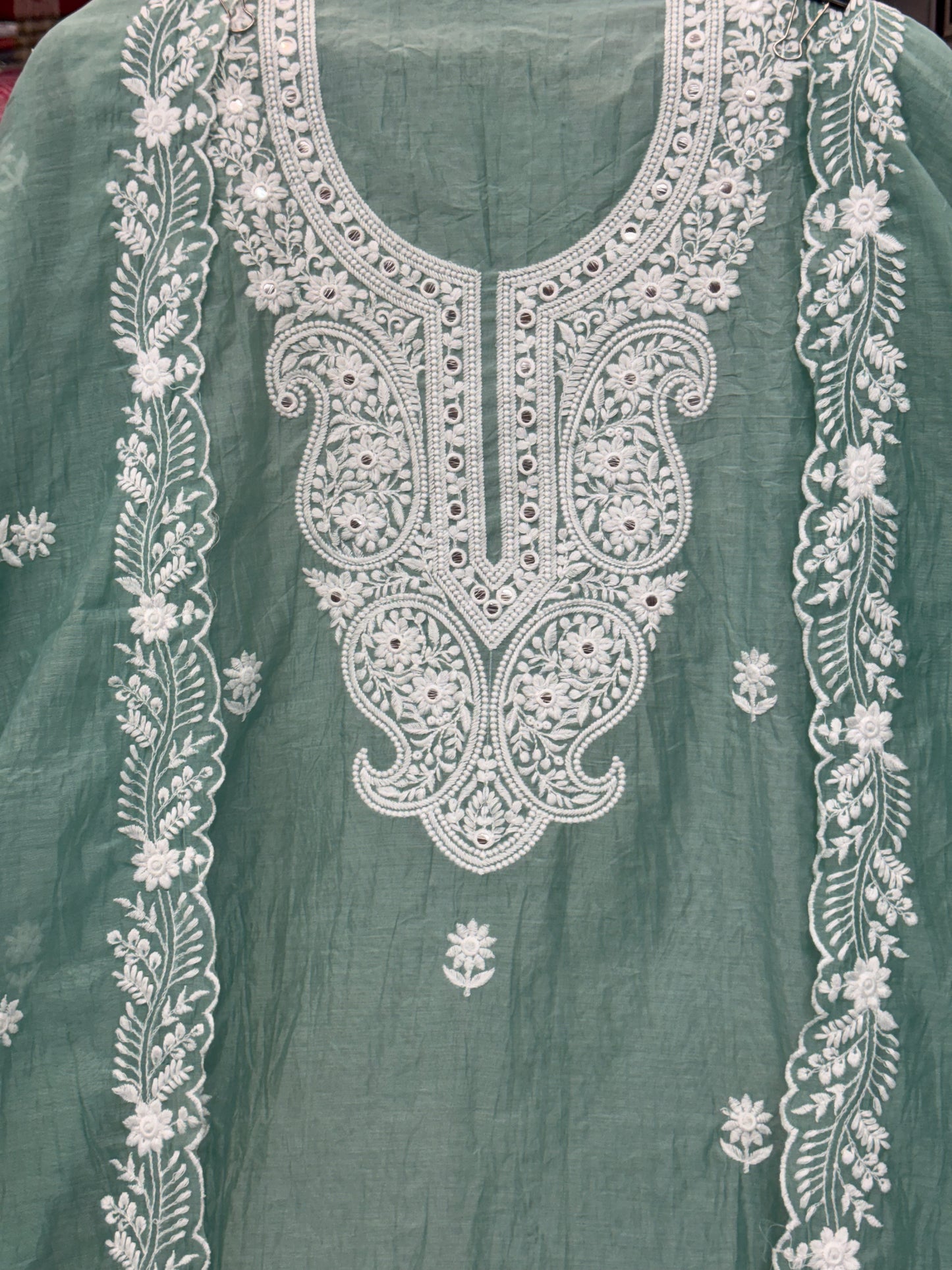 Embroidered Mul Crush Suit