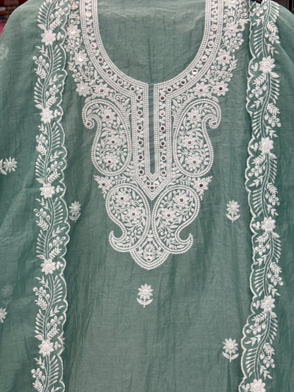 Embroidered Mul Crush Suit