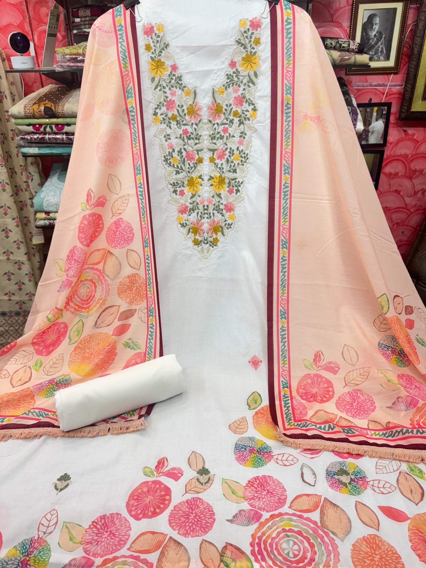 Cotton Suit with Embroidery